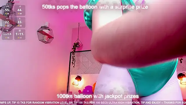 Snapshot of Tiny__Emmy chatting on 12/22/24, 05:53 Tiny Emmy online show from 12/22/24, 05:53