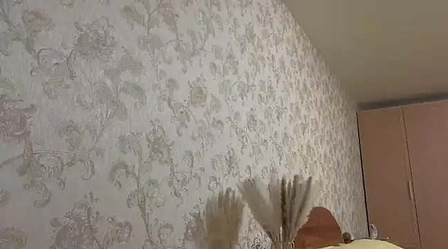 Snapshot of me_lissa_sun13 chatting on 01/30/25, 10:40 me lissa sun13 online show from 01/30/25, 10:40