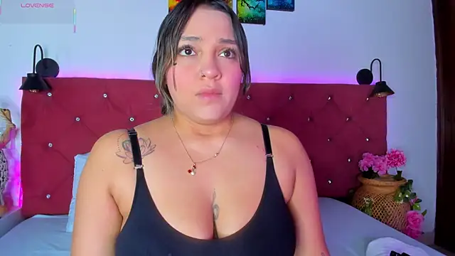 Abril Gomez06 online show from 10/21/25, 02:56