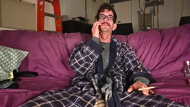 Snapshot of joeiandola chatting on 03/12/25, 11:42 joeiandola online show from 03/12/25, 11:42