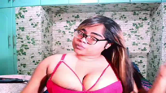Snapshot of Indian_Lola00 chatting on 06/30/26, 08:21 Indian Lola00 online show from 06/30/26, 08:21