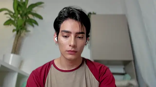 sebas rose online show from 01/15/25, 10:46