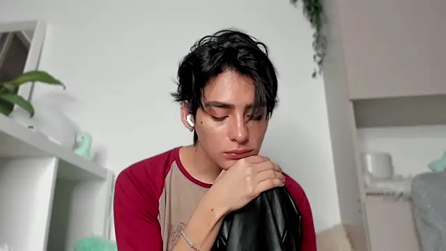 sebas rose online show from 02/13/25, 04:54