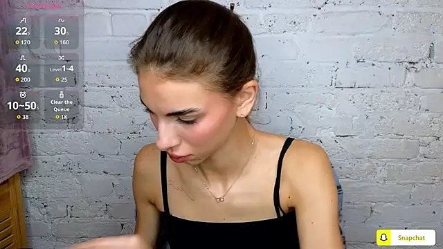 EmmyGreans online show from 10/03/25, 05:48