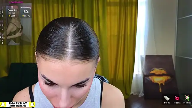 EmmyGreans online show from 04/13/26, 05:35