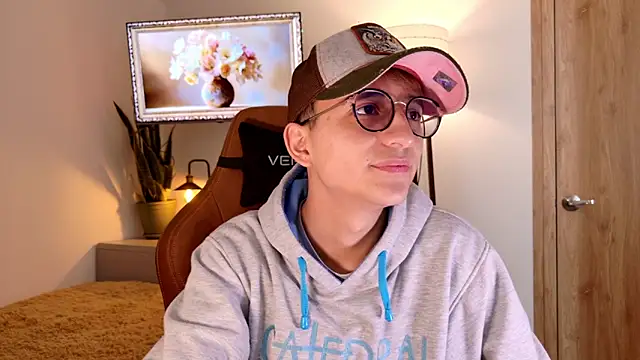 Mr evan1 online show from 11/20/25, 04:40