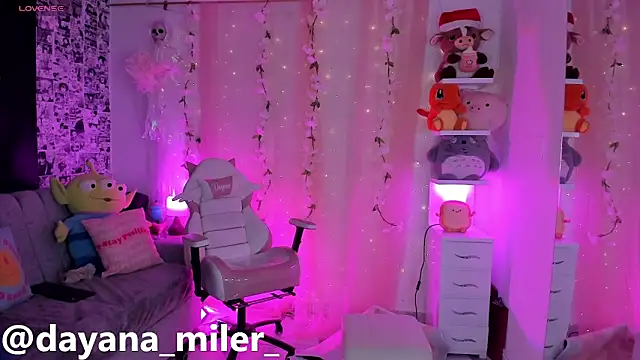  dayana miler online show from 12/16/25, 12:15