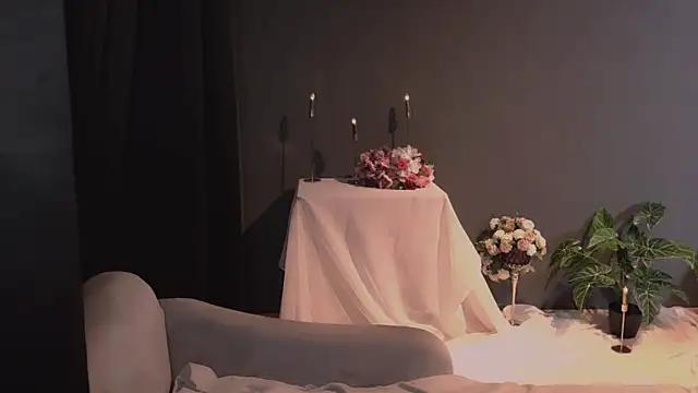 Saintrebella online show from 11/13/25, 06:40