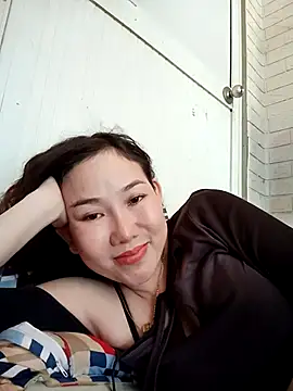 Snapshot of Ana_love2000 chatting on 03/22/25, 07:57 Ana love2000 online show from 03/22/25, 07:57