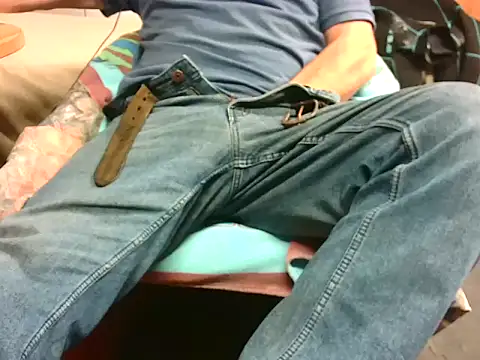 Giulio35 Pika online show from 04/19/26, 03:22