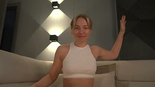 -Snowwwy- online show from 03/14/25, 07:23