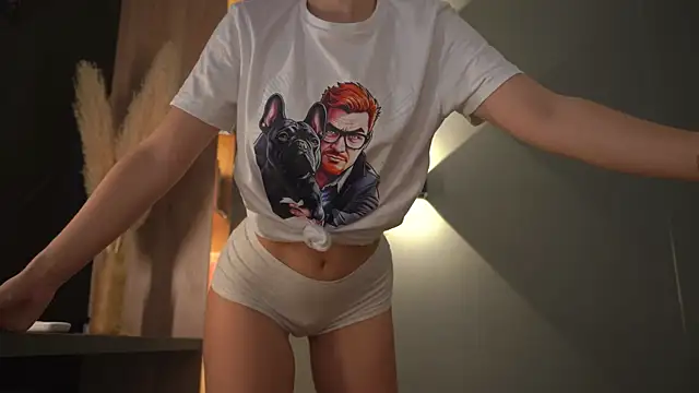 -Snowwwy- online show from 03/17/25, 02:12