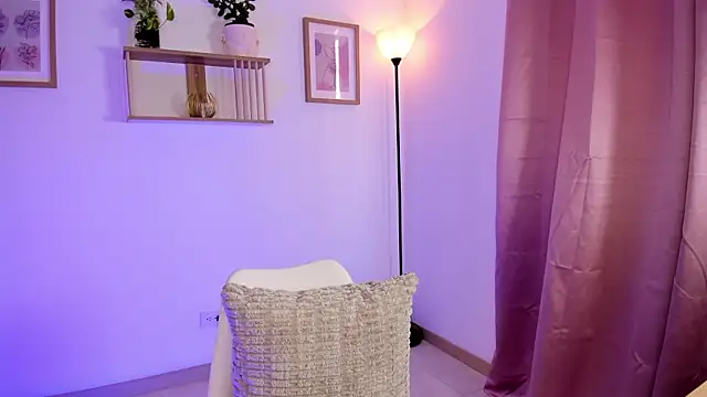 Lilabril online show from 05/07/26, 02:44