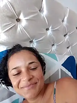 Snapshot of GiveLove1 chatting on 01/18/26, 04:00 GiveLove1 online show from 01/18/26, 04:00