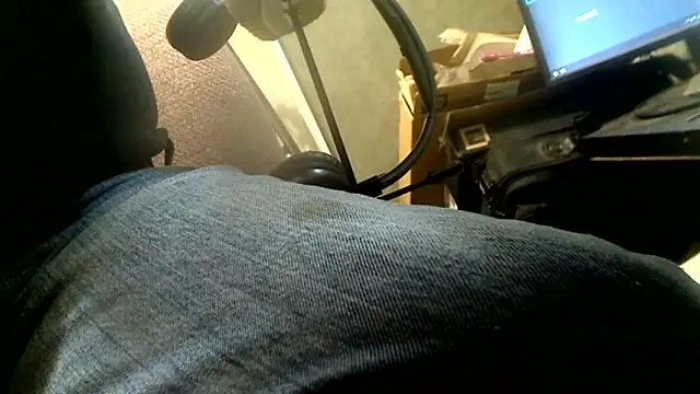 markluvskitty online show from 09/29/25, 12:10