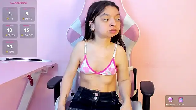 CharlotteMuller online show from 11/22/25, 08:30