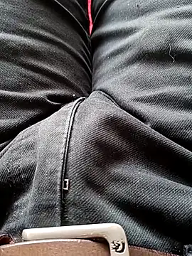 HeftyTheory7 online show from 11/24/25, 08:03