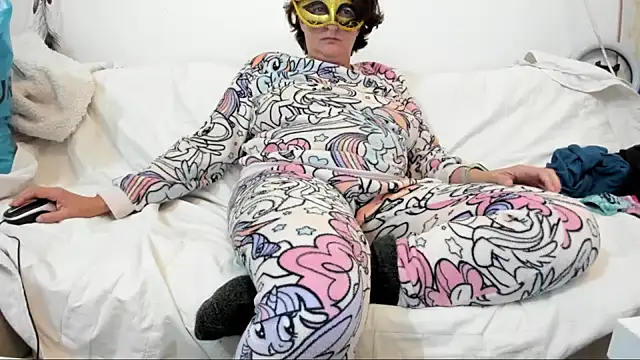 Snapshot of IsraeliMilf chatting on 01/03/25, 07:39 IsraeliMilf online show from 01/03/25, 07:39