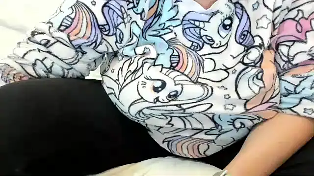 Snapshot of IsraeliMilf chatting on 02/01/25, 05:05 IsraeliMilf online show from 02/01/25, 05:05