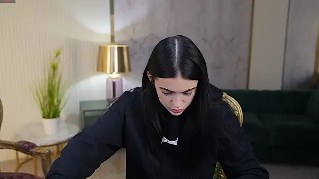 Tina Breeze online show from 03/20/25, 07:47