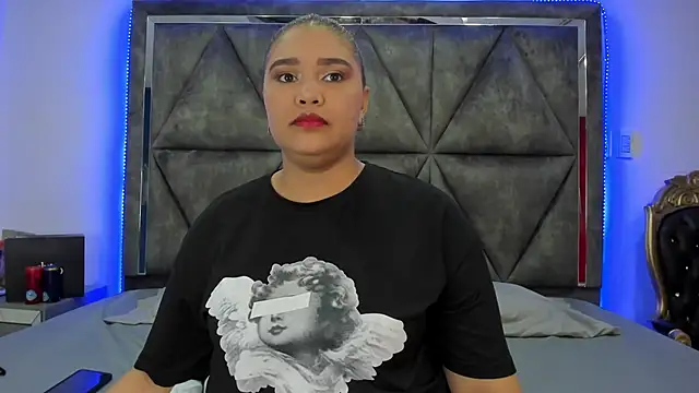 Danielaandximena online show from 12/23/24, 02:56