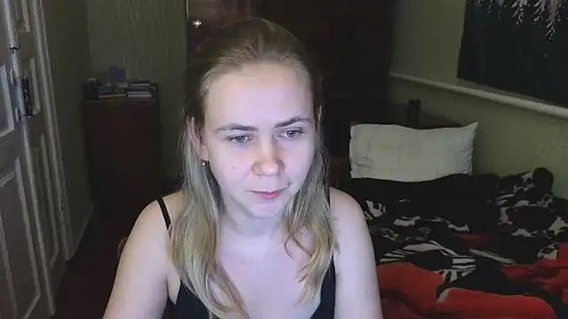 Riley Roo online show from 12/11/24, 08:50