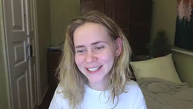 Riley Roo online show from 01/10/25, 05:56