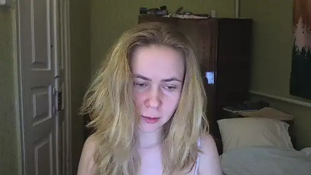 Riley Roo online show from 02/08/25, 06:55