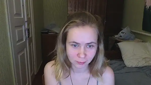 Riley Roo online show from 02/09/25, 05:22