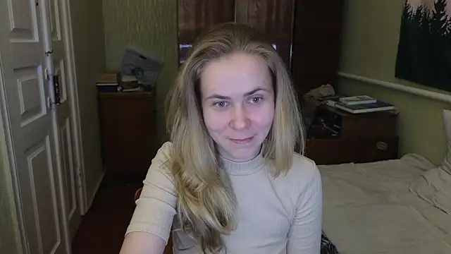 Riley Roo online show from 03/14/25, 06:18