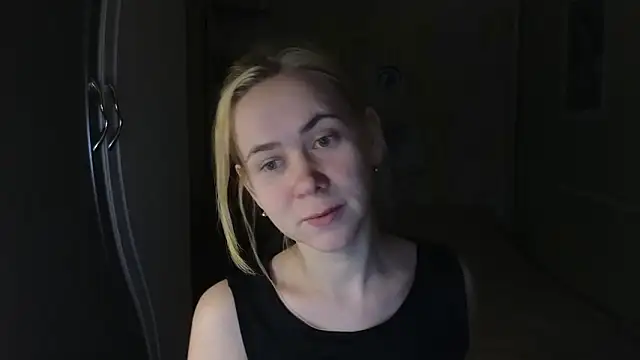 Snapshot of Riley_Roo chatting on 02/03/26, 05:40 Riley Roo online show from 02/03/26, 05:40