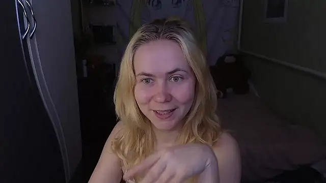 Riley Roo online show from 03/11/26, 08:20