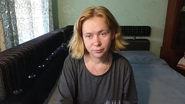 Riley Roo online show from 08/03/26, 07:07