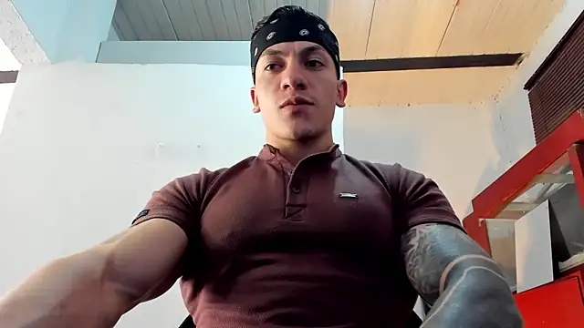 aquiles 51 online show from 09/23/25, 08:12