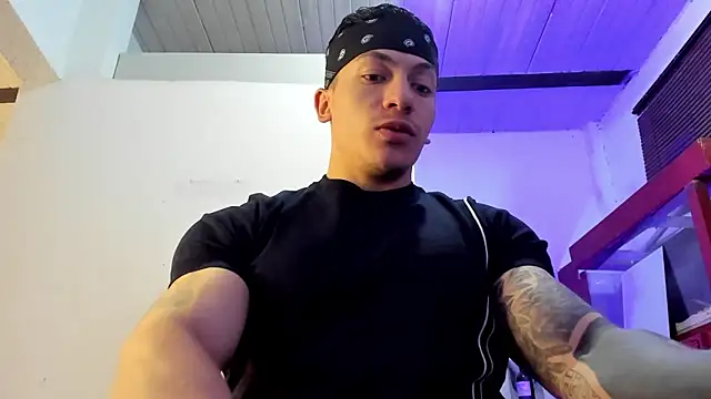 aquiles 51 online show from 09/27/25, 08:03