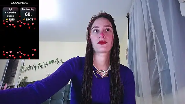 IsaBaileys  online show from 02/12/26, 11:55