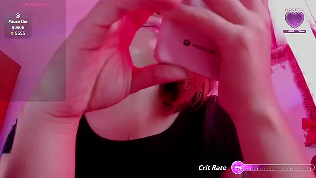 saralolo420 online show from 12/21/25, 07:21