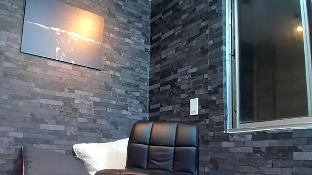 Snapshot of BruceDallas chatting on 10/11/25, 11:14 BruceDallas online show from 10/11/25, 11:14