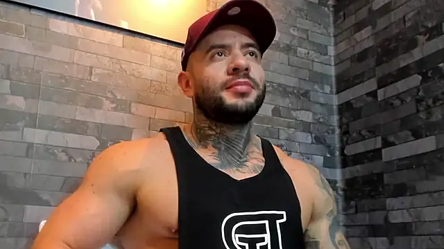 Snapshot of BruceDallas chatting on 01/17/26, 03:22 BruceDallas online show from 01/17/26, 03:22