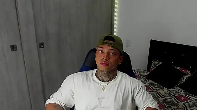 Stiven collins online show from 02/18/25, 06:26