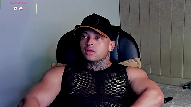 Stiven collins online show from 04/26/26, 04:32