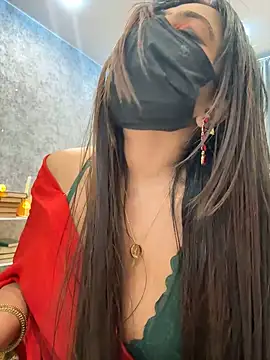 Snapshot of Monalisadon018 chatting on 01/02/25, 01:49 Monalisadon018 online show from 01/02/25, 01:49