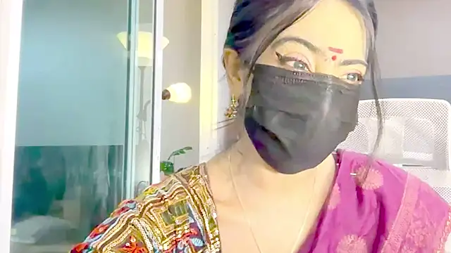 Snapshot of Monalisadon018 chatting on 11/25/25, 11:54 Monalisadon018 online show from 11/25/25, 11:54