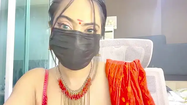 Snapshot of Monalisadon018 chatting on 11/27/25, 04:09 Monalisadon018 online show from 11/27/25, 04:09