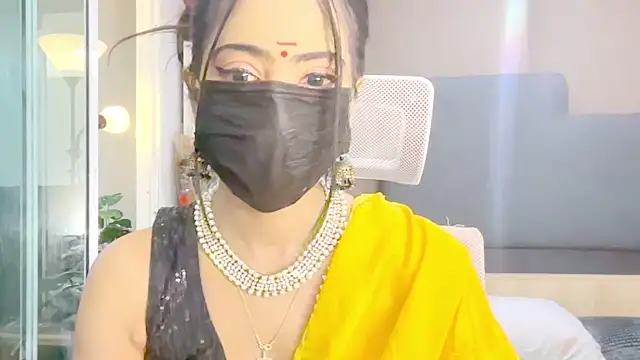 Snapshot of Monalisadon018 chatting on 12/13/25, 10:48 Monalisadon018 online show from 12/13/25, 10:48