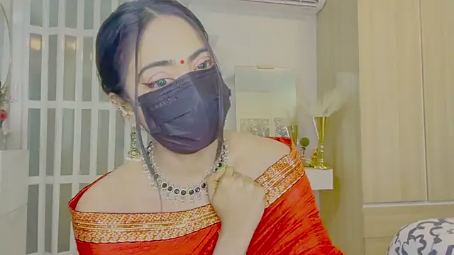 Monalisadon018 online show from 04/18/26, 04:27