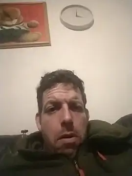 Knuffelstaaf123 online show from 02/03/25, 10:11