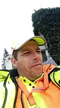 Knuffelstaaf123 online show from 09/25/25, 12:31