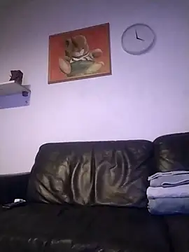 Knuffelstaaf123 online show from 02/10/26, 04:11