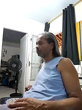 Snapshot of JeanJavert chatting on 02/23/25, 11:44 JeanJavert online show from 02/23/25, 11:44
